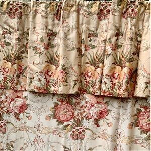 Ralph Lauren Guinevere Drape Set